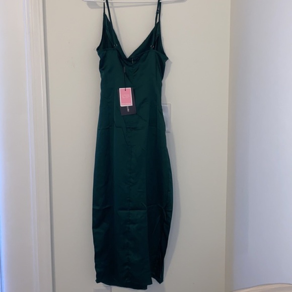 Prettylittlething Emerald green strappy satin cowl midi dress - Picture 3 of 5